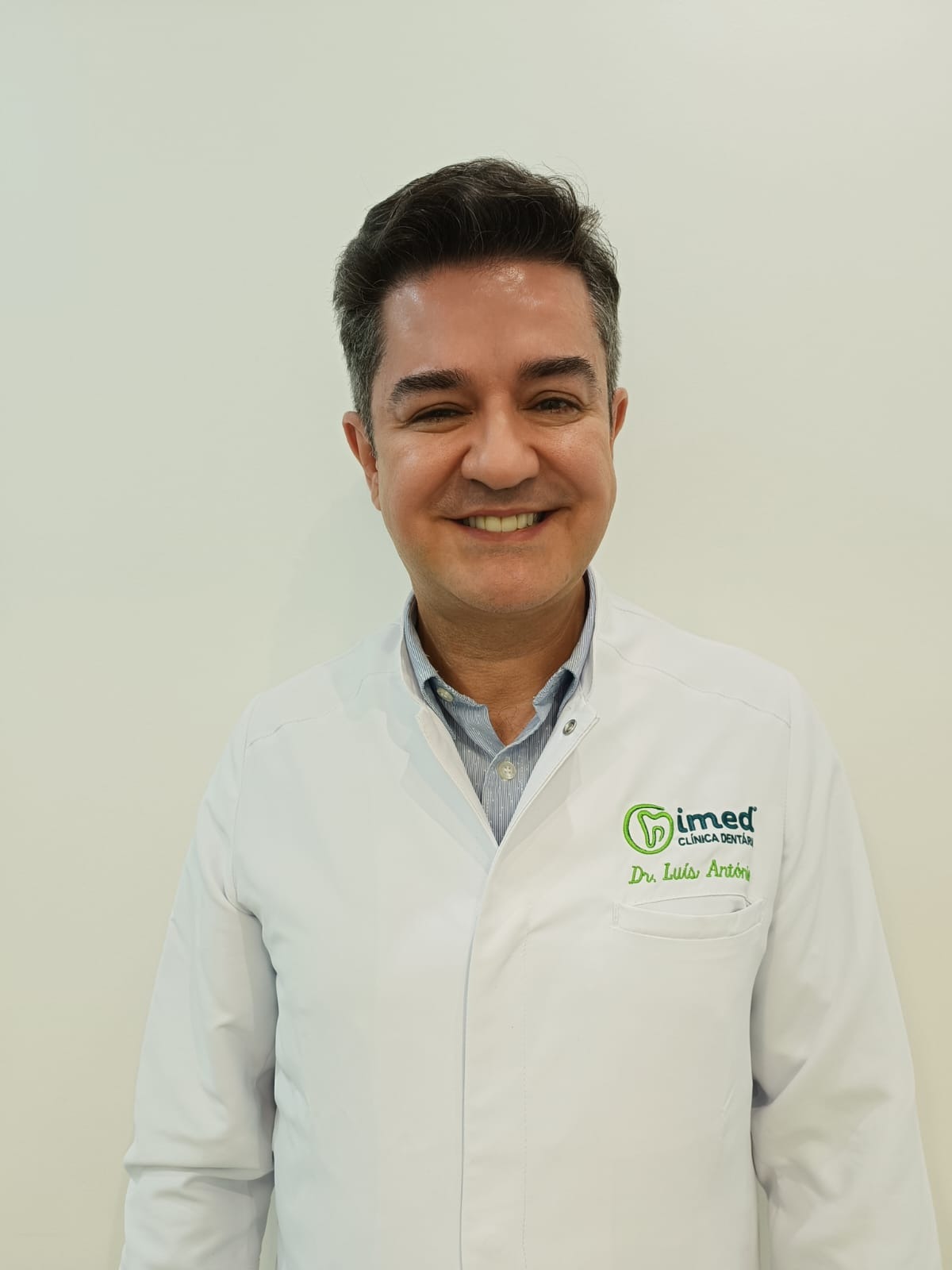 Dr. Luís António